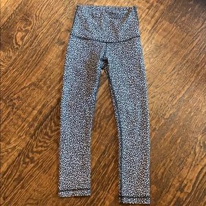 Pebbled lulu lemon leggings
